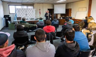 COMENZO EL CURSO DE SOLDADOR BASICO (21/5)