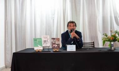 RICARDO MALE PRESENTO SUS LIBROS EN LA FERIA DEL LIBRO 2023