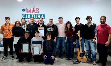 RECONOCIMIENTO A NUESTROS MUSICOS
