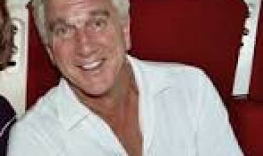 28 DE NOVIEMBRE DE 2010: FALLECE LESLIE NIELSEN 