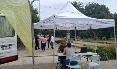 LA OFICINA MOVIL DE "DEFENSORIA DEL PUEBLO" ATENDIO EN RUFINO