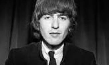 30 DE DICIEMBRE DE 1999: ATENTAN CONTRA GEORGE HARRISON