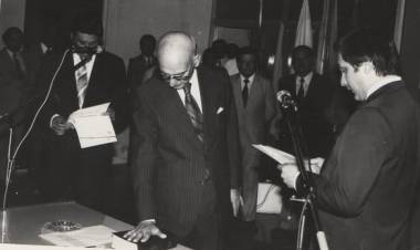 MUSEO RUFINO: 16 DE MARZO DE 1982: ASUME ANTONIO MARTIN