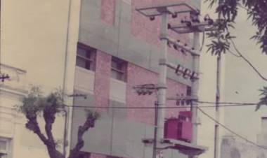 MUSEO RUFINO: 7 DE MAYO DE 1987: INAUGURACION EDIFICIO ENTEL