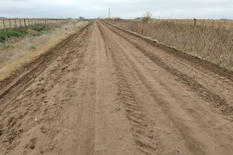 GRAN TRABAJO EN CAMINOS RURALES