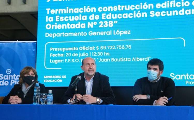 GOBERNADOR OMAR PEROTTI EN VENADO TUERTO