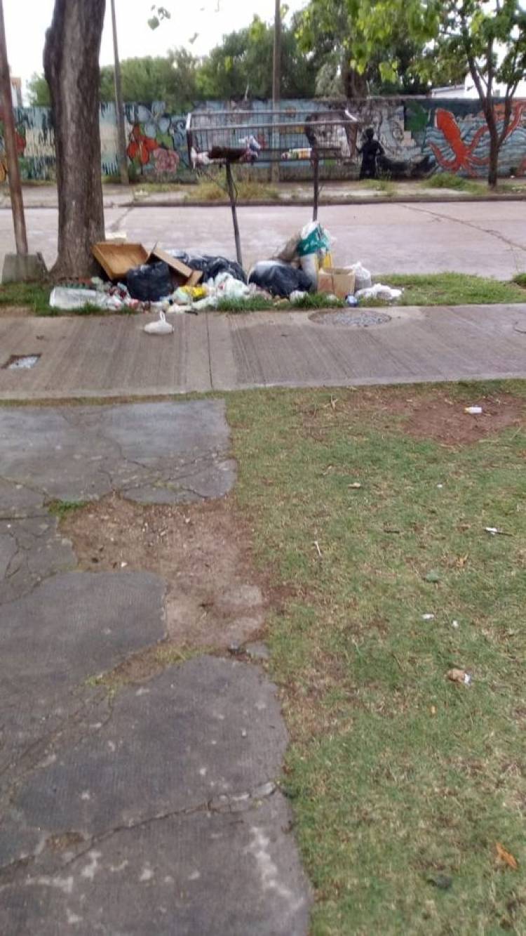 IMAGEN CORRESPONDIENTE A LA BASURA ACUMULADA EN SANTA ROSA 64