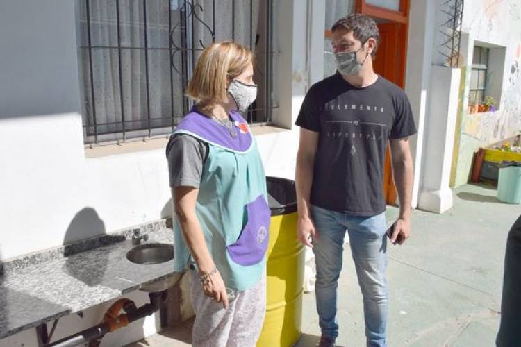 RECORRIDA EN JARDIN 320