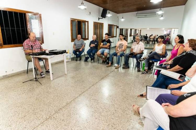 ENSAYO Y AUDICIONES DEL CORO