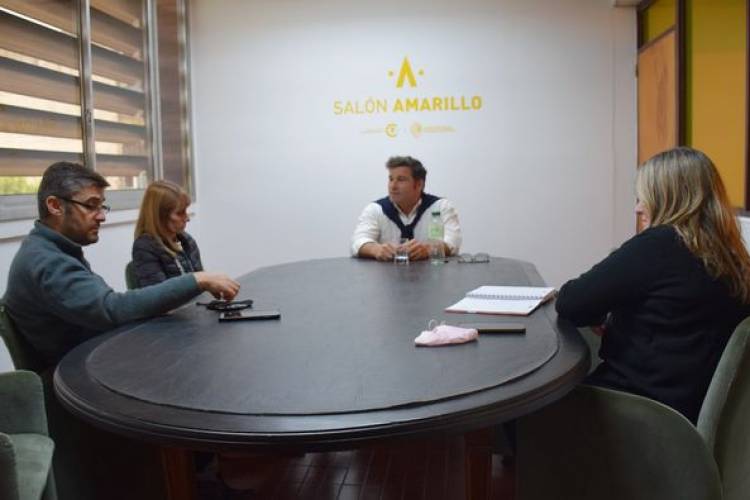EL INTENDENTE MANTUVO VARIADAS REUNIONES