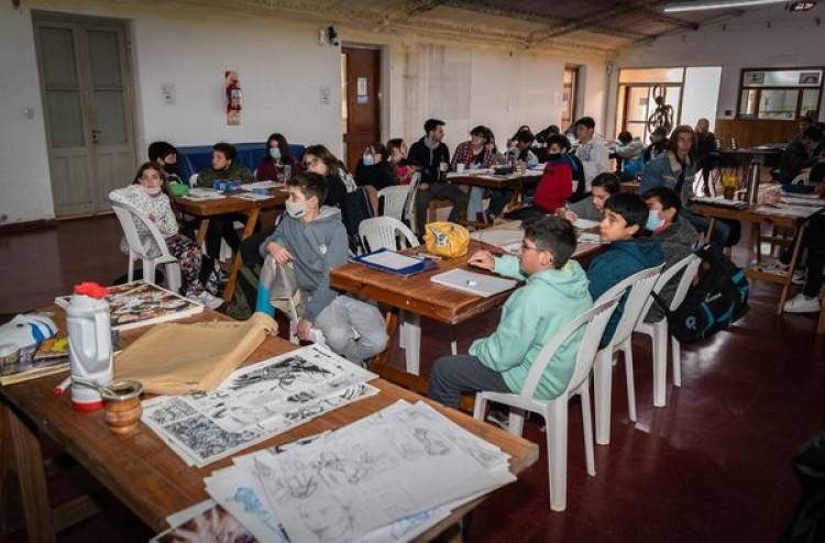 EXITOSO PRIMER CURSO DE MANGA Y ANIME