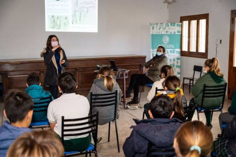 CHARLA SOBRE PUEBLOS ORIGINARIOS