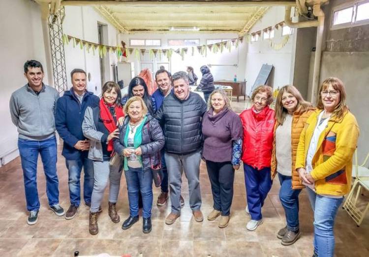 SENADOR LISANDRO ENRICO ESTA EN PARROQUIA SAGRADO CORAZON DE RUFINO (24/5)