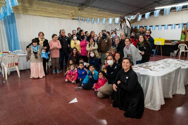 KERMESSE PATRIA EN EL CENTRO CULTURAL