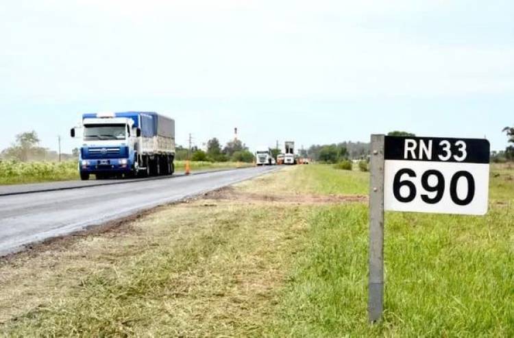 SENADOR LISANDRO ENRICO: " NOS PRESENTAMOS NUEVAMENTE EN VIALIDAD NACIONAL POR LAS RUTAS 8 Y 33"