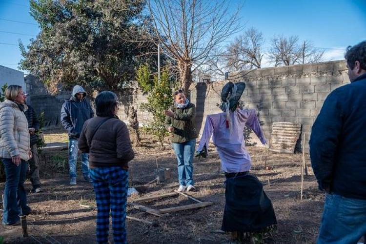 AYER SE REALIZO ENTREGA DE SEMILLAS