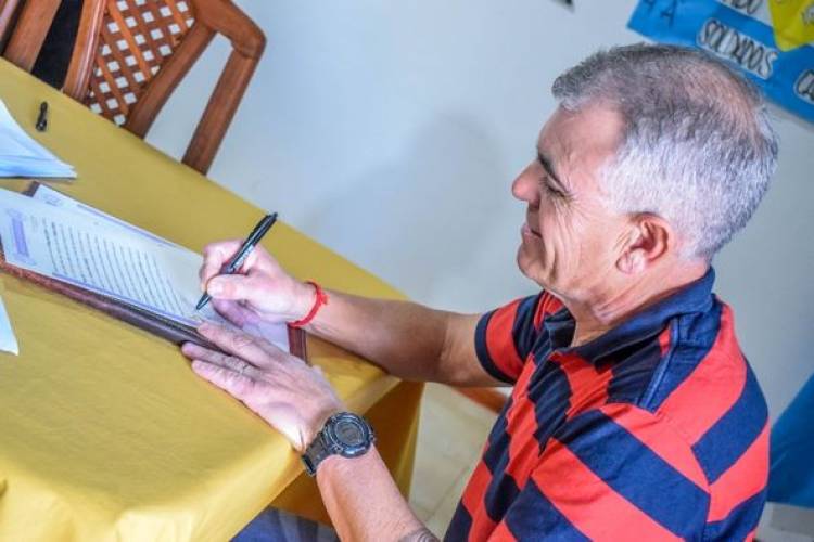 SENADOR LISANDRO ENRICO ESTA EN VENADO TUERTO