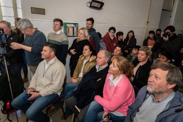 PRESENTACION PROYECTO NUEVO EDIFICACION PARA ESCUELA AGROTECNICA N| 335