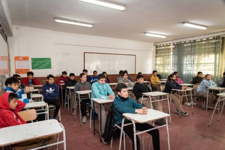 CHARLAS SOBRE VIOLENCIA