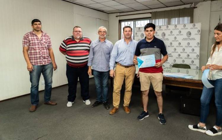 ENTREGA DE CERTIFICADOS DE CURSO DE SOLDADOR