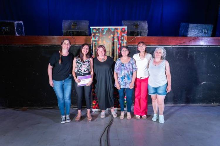 CIERRE DE AÑO EN ESCUELAS MUNICIPALES