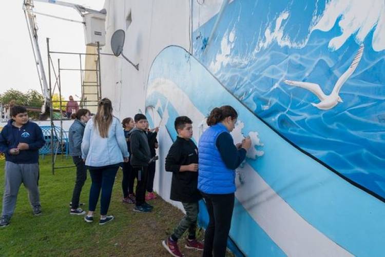 NUEVO MURAL PARA LA PLAZOLETA 2 DE ABRIL