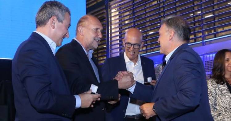 GOBERNADOR OMAR PEROTTI EN ROSARIO