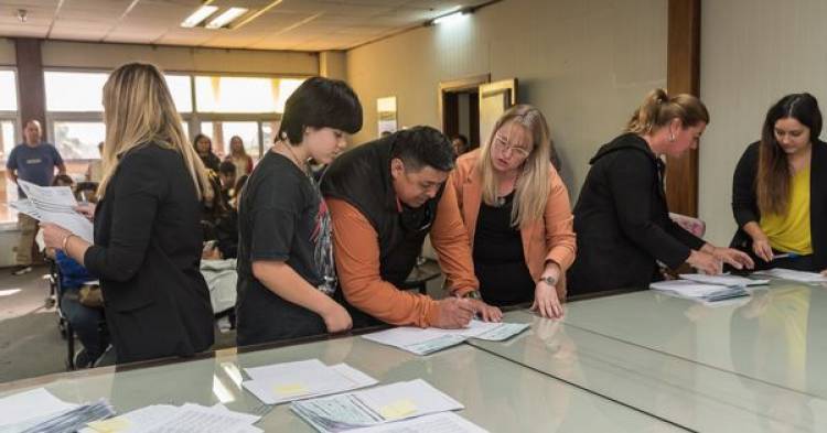 ENTREGA DE BECAS EDUCATIVAS 2023