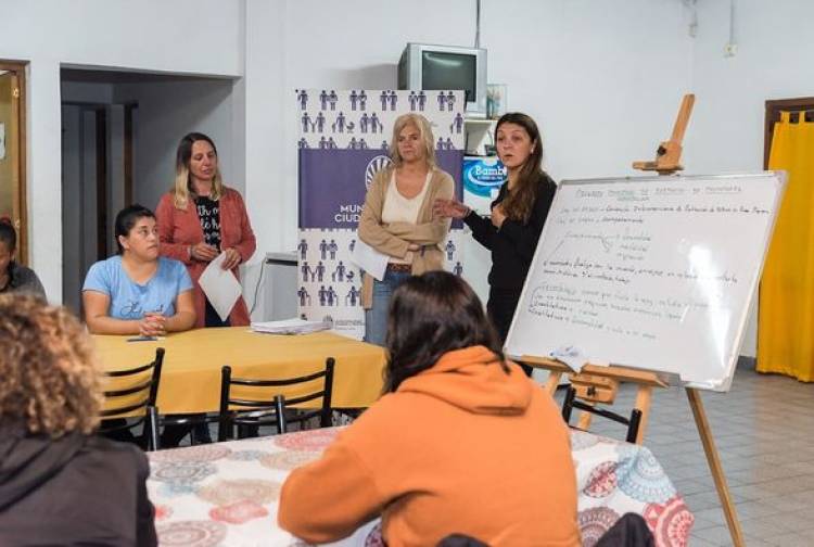 COMENZO "PROGRAMA DE FORMACION DE PERSONAL GERONTOLOGICO"
