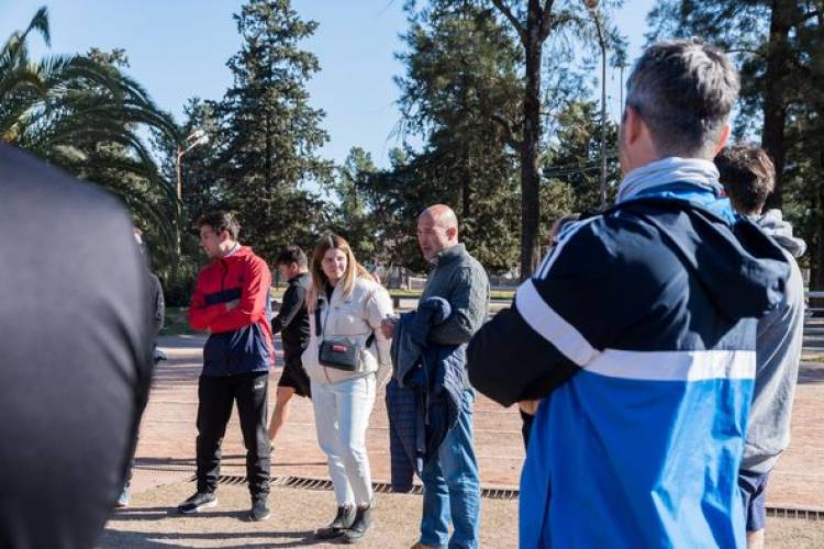 VISITA A LA ESCUELA DE ATLETISMO