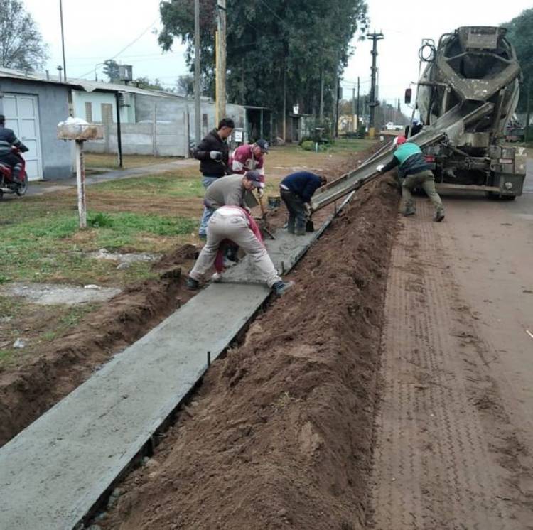 CORDON CUNETA EN LORENZETTI