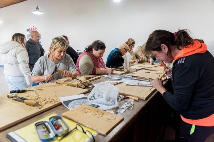 CLASES DE TALLADO DE MADERA