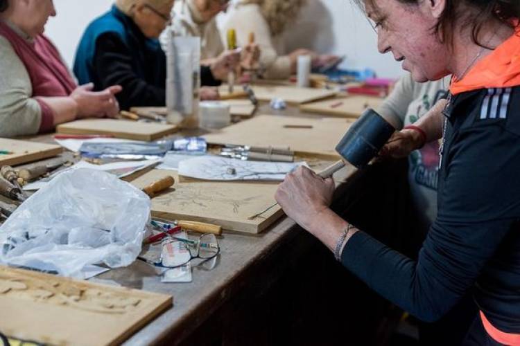 CLASES DE TALLADO DE MADERA