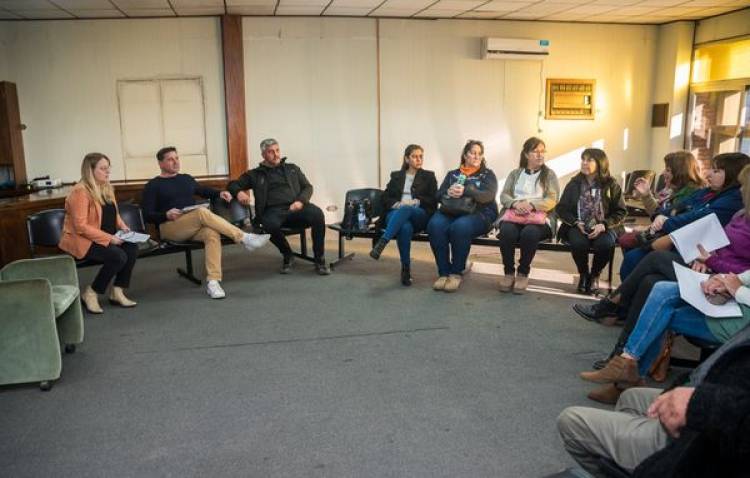 REUNION CON REPRESENTANTES  ENTDADES EDUCATIVAS POR FAE