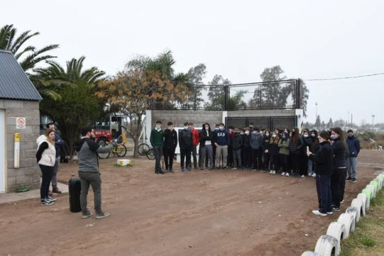 VISITA A LA PLANTA DE RECICLADO