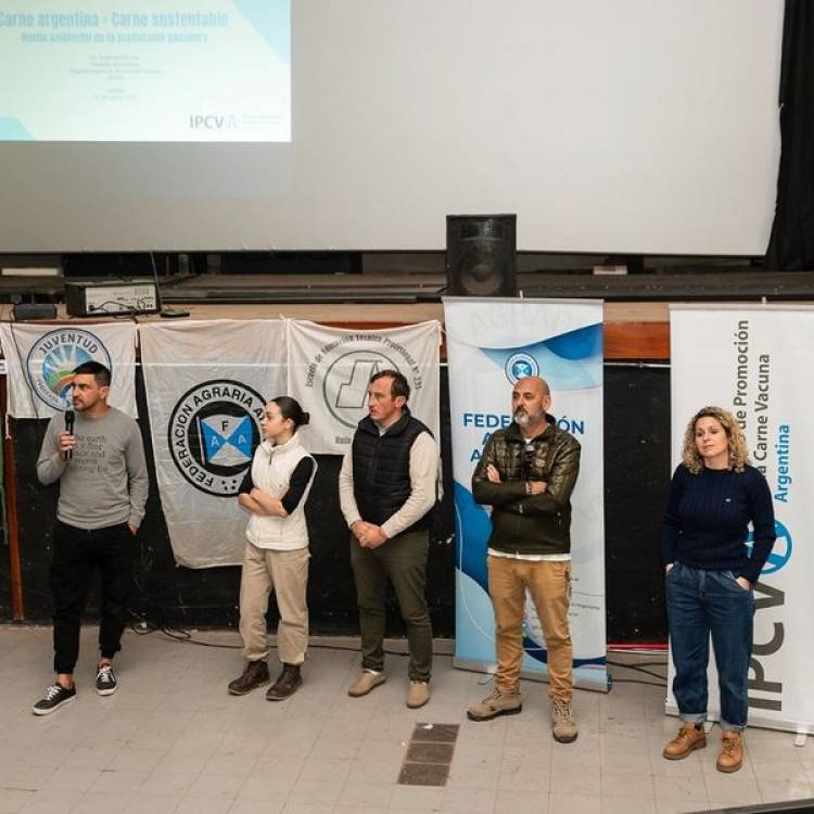 CAPACITACION SOBRE LA HUELLA DE CARBONO EN LA PRODUCCION AGROPECUARIA