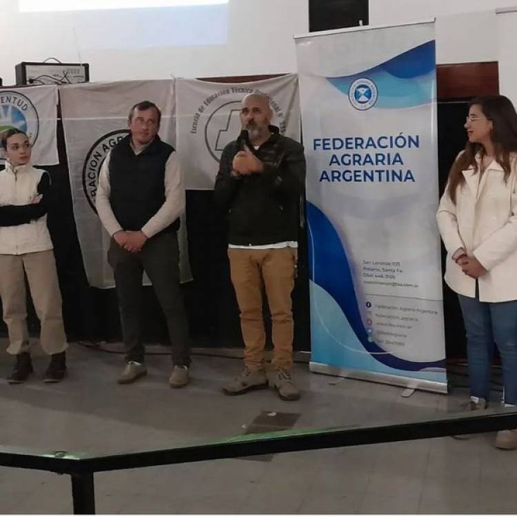 CAPACITACION SOBRE LA HUELLA DE CARBONO EN LA PRODUCCION AGROPECUARIA