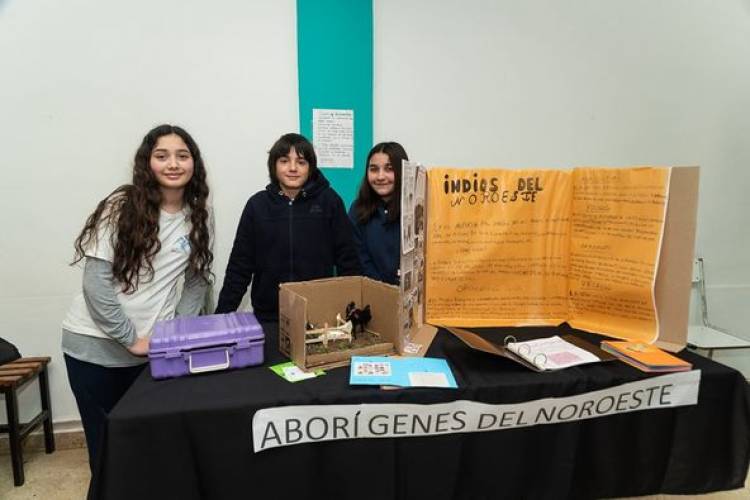 FERIA DE CIENCIAS VISITADA POR MARINA FASANO