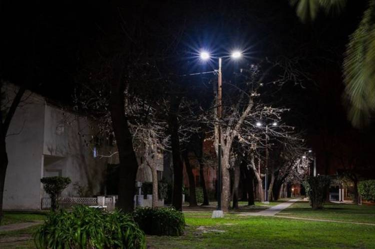 LUMINARIAS EN BARRIO JULIO GERMAN MUÑOZ