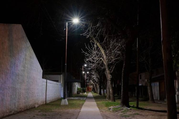 LUMINARIAS EN BARRIO JULIO GERMAN MUÑOZ