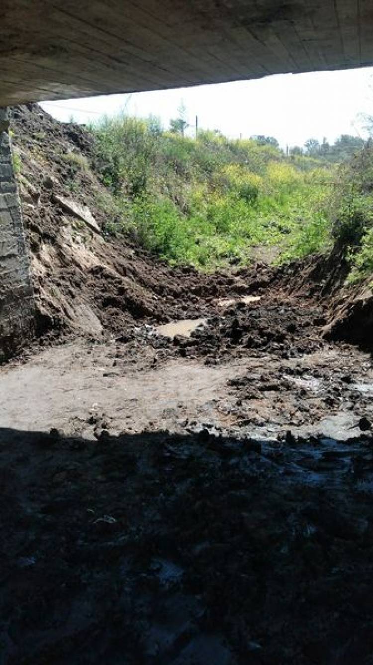 INTENDETE NATALIO LATANZI MEJORANDO LOS DESAGUES DE LA CIUDAD