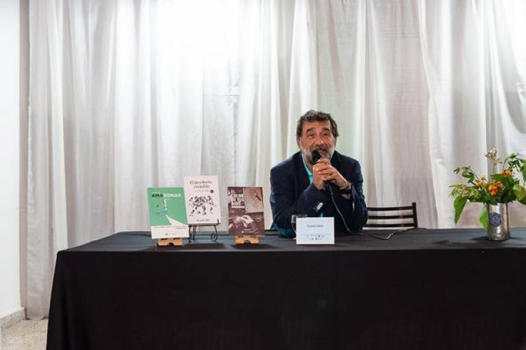 RICARDO MALE PRESENTO SUS LIBROS EN LA FERIA DEL LIBRO 2023