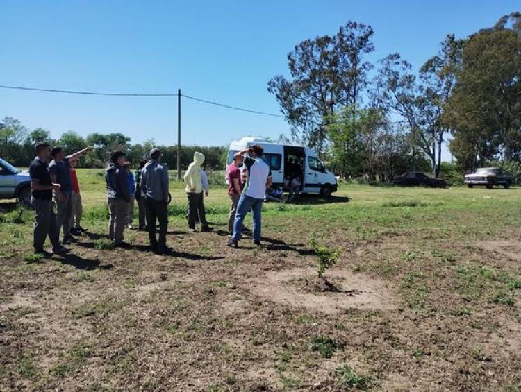 ALUMNOS DE ESCUELA N° 335 VIAJARON A LAZZARINO 