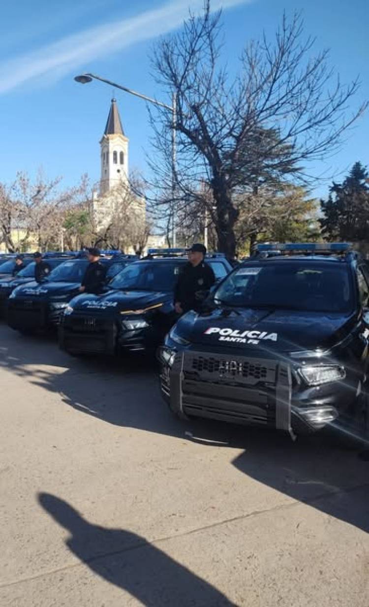 NUEVO VEHICULO PARA PATRULLAR LA CIUDAD