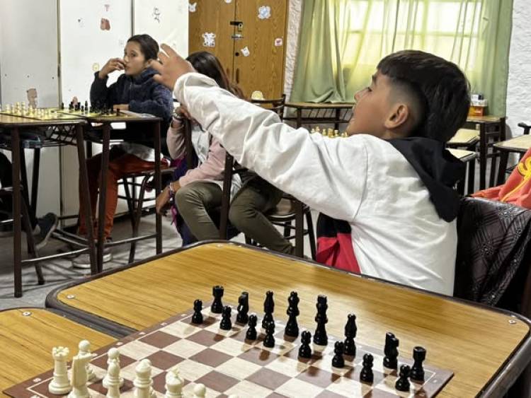EL TALLER DE AJEDREZ LLEGO A LA ESCUELA 1288