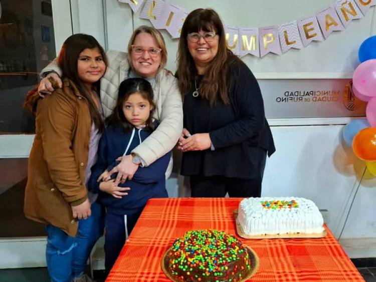 FESTEJAMOS LOS CUMPLEAÑOS EN "CAPULLITOS"