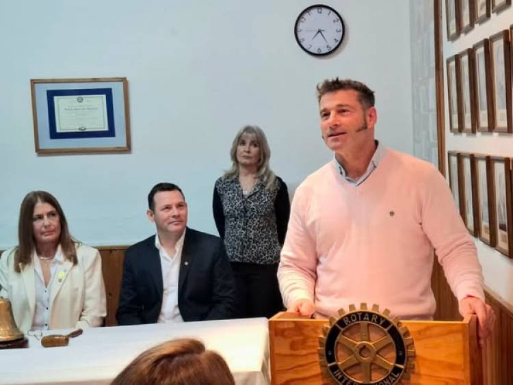 NUEVAS AUTORIDADES EN EL ROTARY CLUB RUFINO