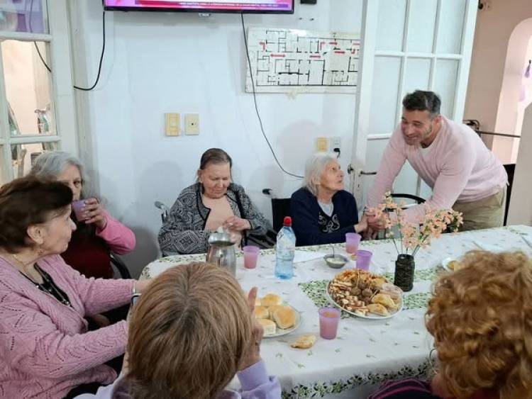 FELICES 36 AÑOS GERIATRICO "NUESTRO HOGAR"