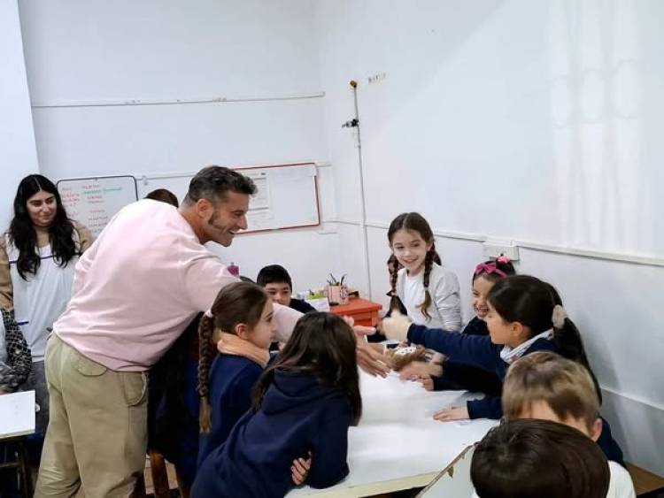 CHARLA CON ALUMNOS DE LA ESCUELA 669