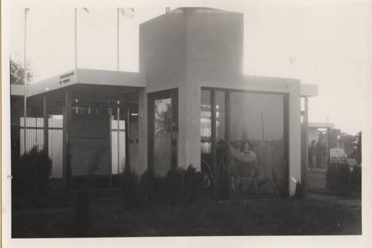 22 DE AGOSTO DE 1964: INAUGURACION PRIMERA EXPOSICION